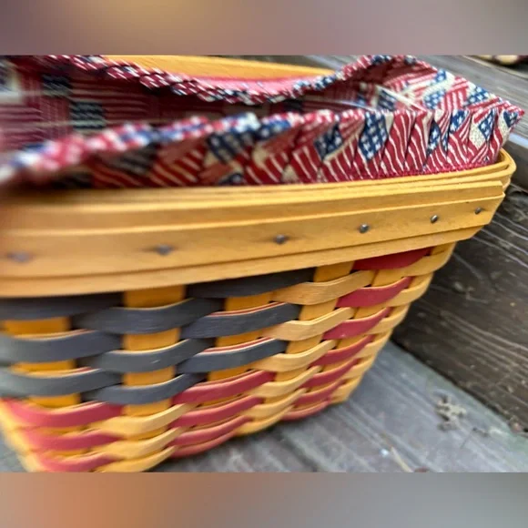 Longaberger 25th Anniversary Basket w/ Red & Blue Flag, Fabric & Plastic Liner - Picture 5 of 11